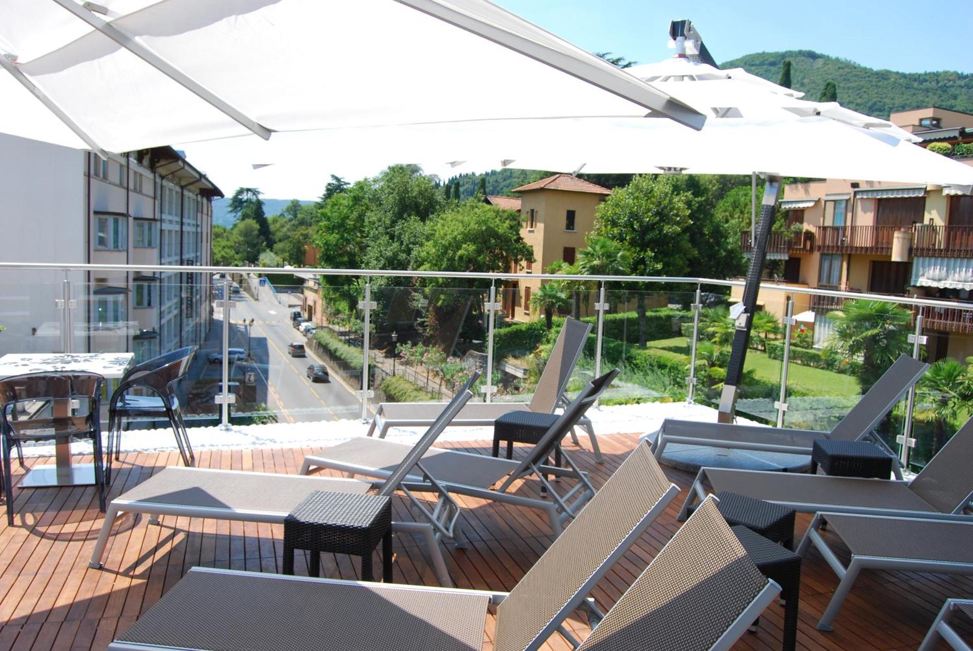 Happy Hotel Atelier Gardone Riviera Centro & Beach Zewnętrze zdjęcie